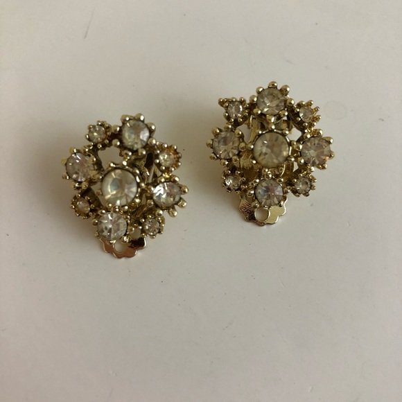 Vintage Rhinestone Clip Earrings - Picture 3 of 3